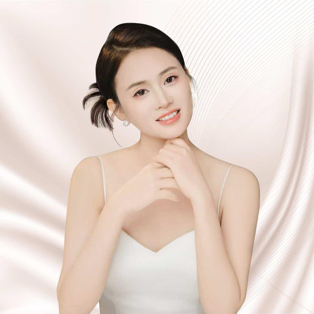 方丽轩透明调肤