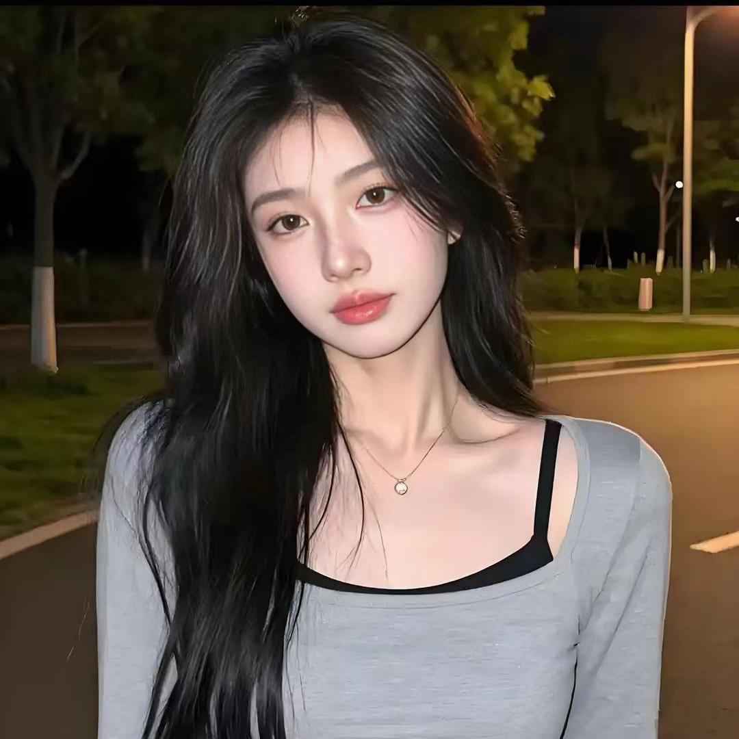 特大的眼睛-蓝辉