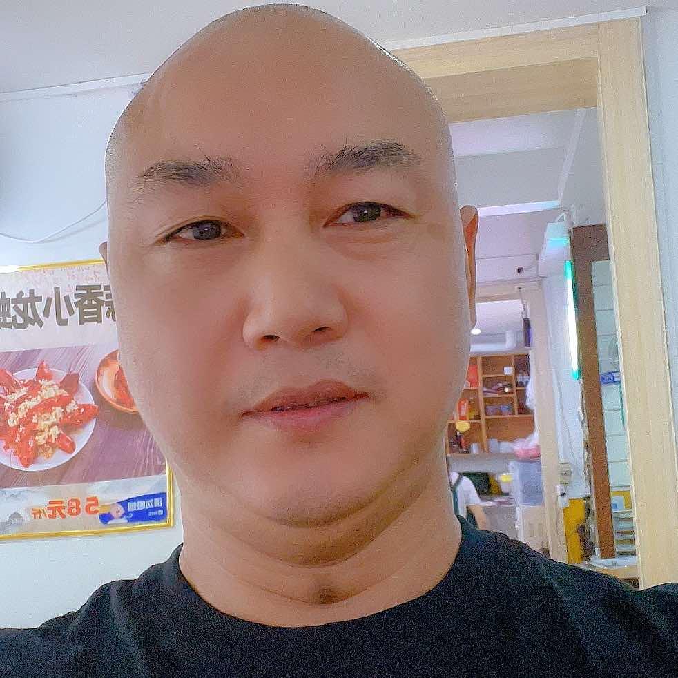 哝家酸菜鱼馆官方号