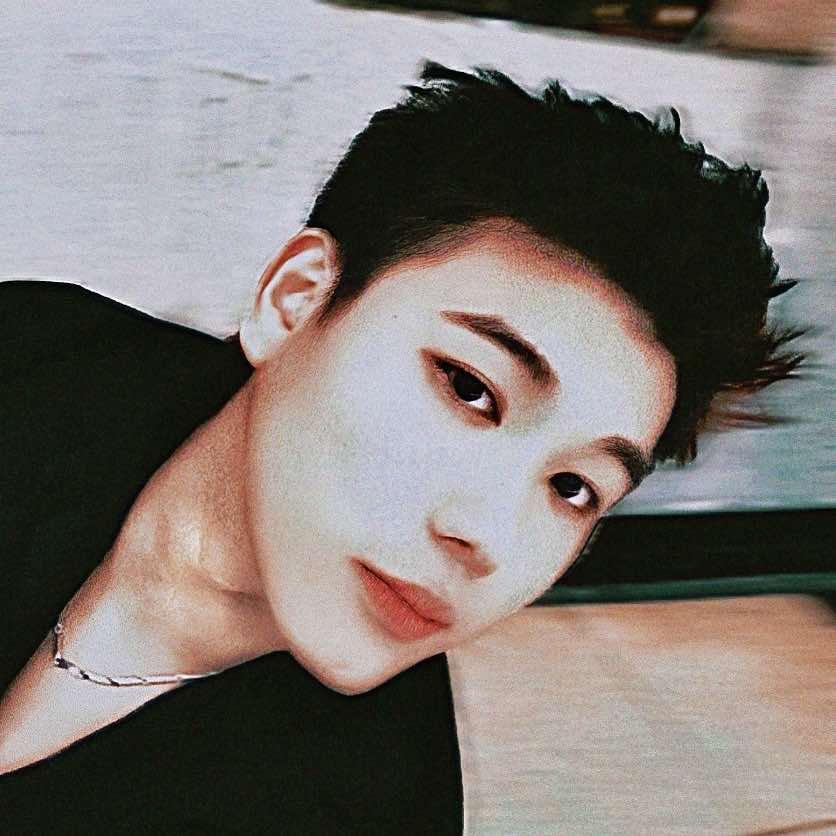 李知恩