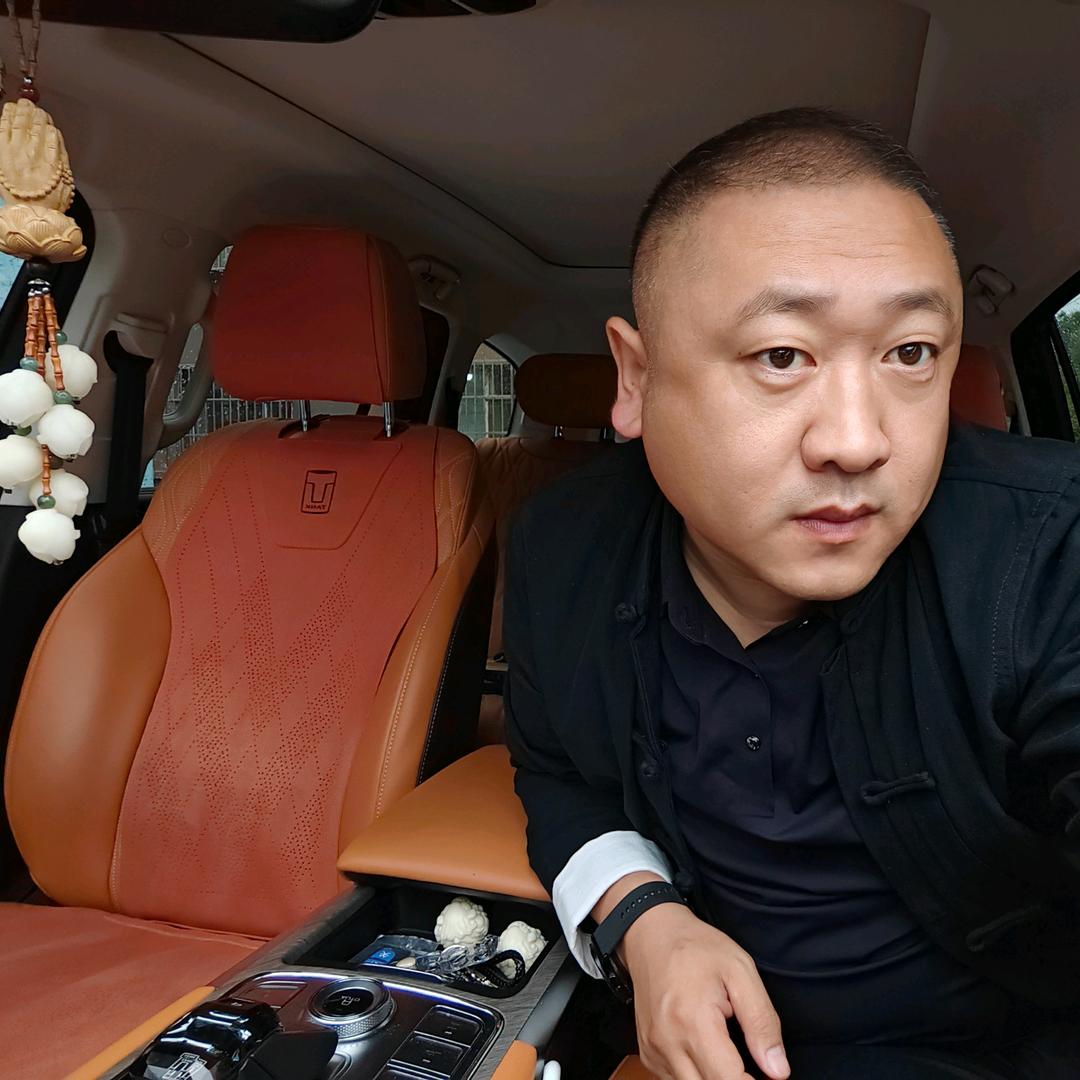 红房子～雷庄主