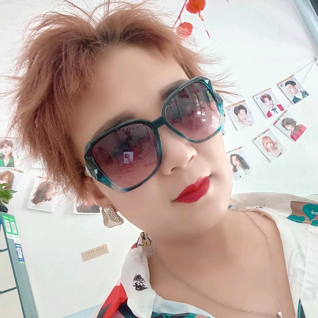 菲儿风尚设计