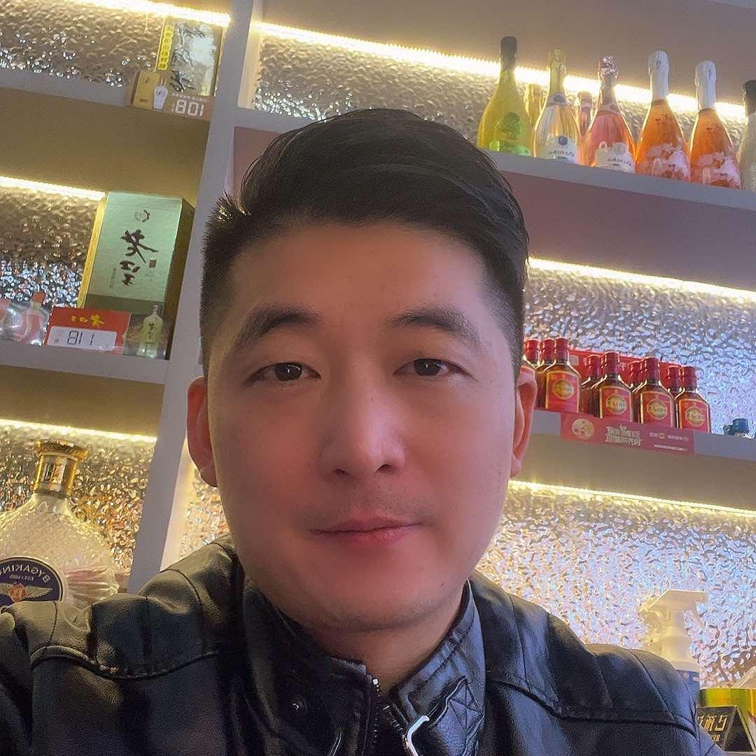 星哥的啤小猪餐饮店