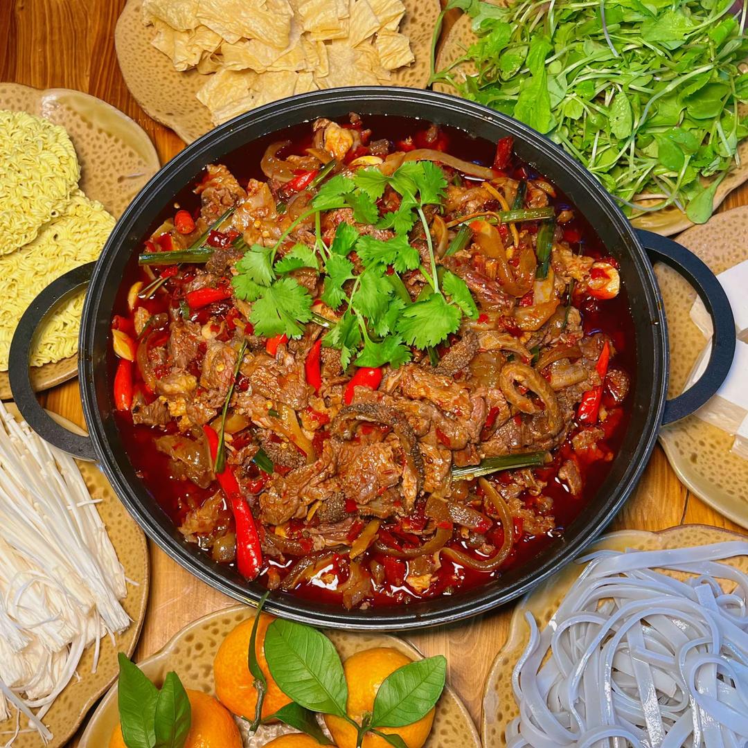 罗汉山大树脚农庄(凯里店)