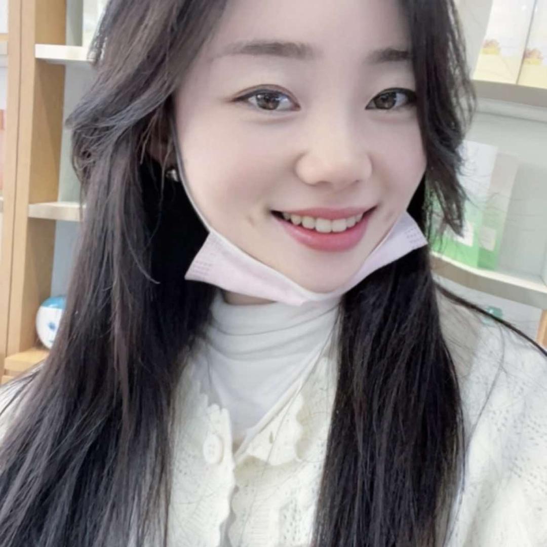 轻素栖花里洗发护肤(老客运站店)官方号