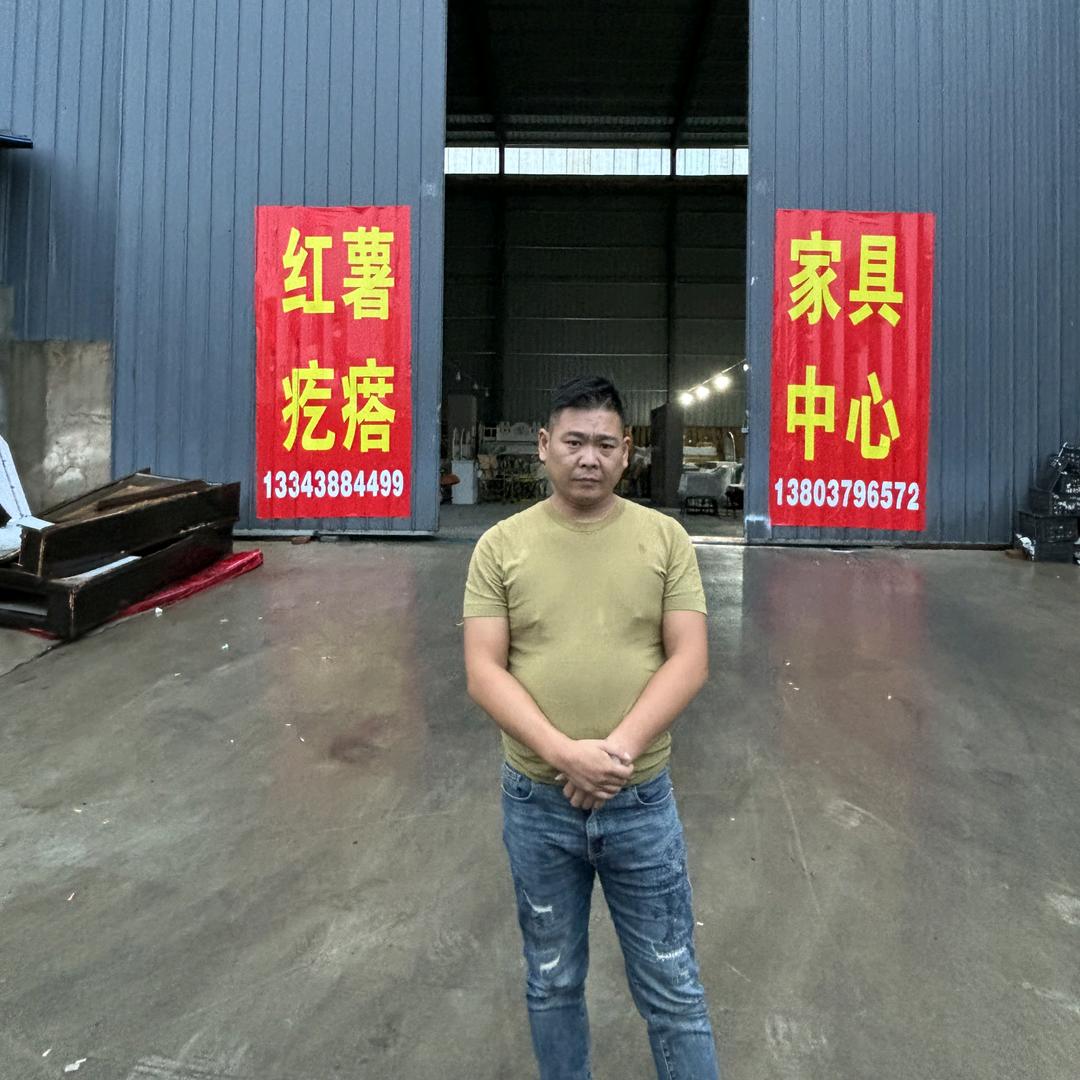 洛阳小武   红薯疙瘩家具中心