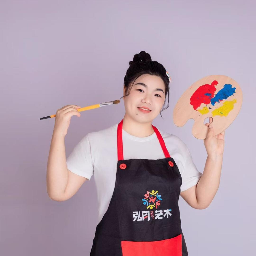 弘月美术冯老师(西渡帝龙店)