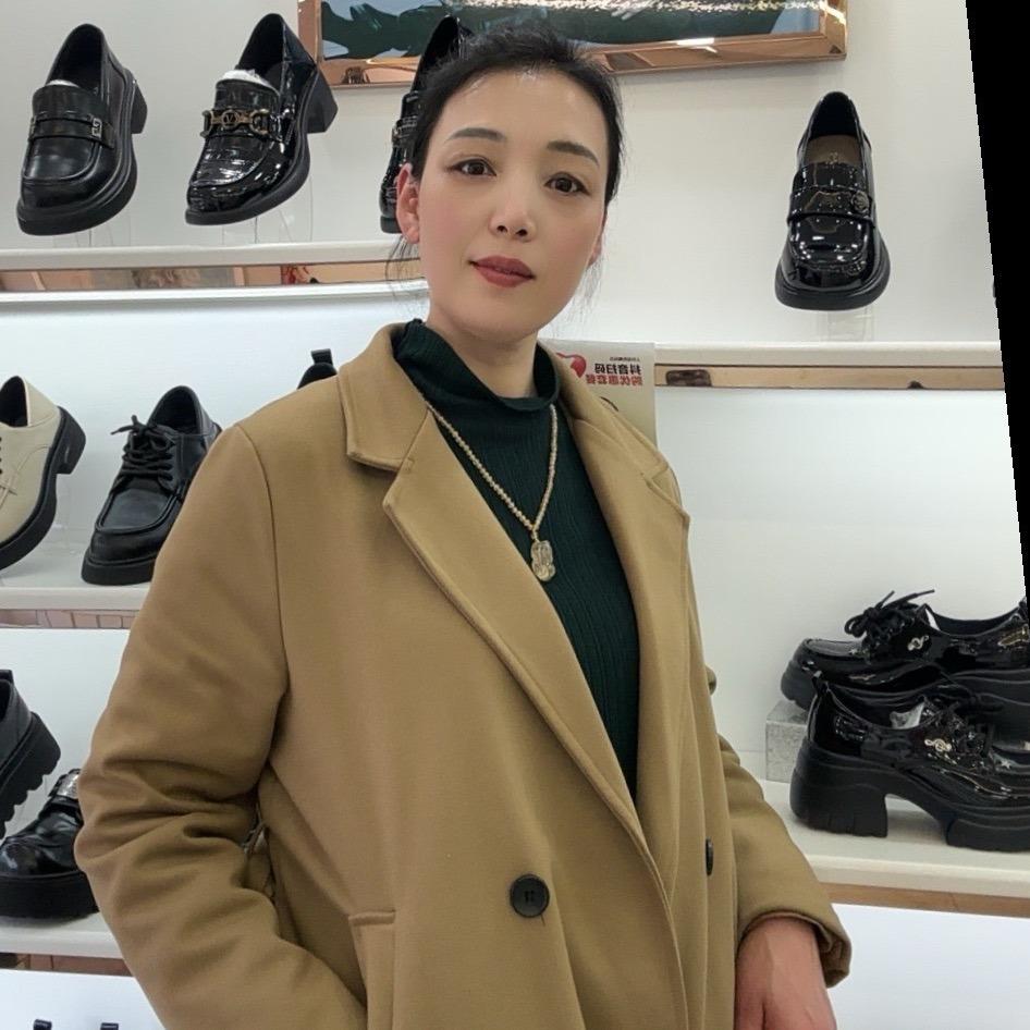 沈姐兴隆县路路通鞋店