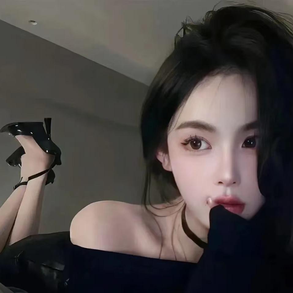 娜娜倾密美少女桌游馆