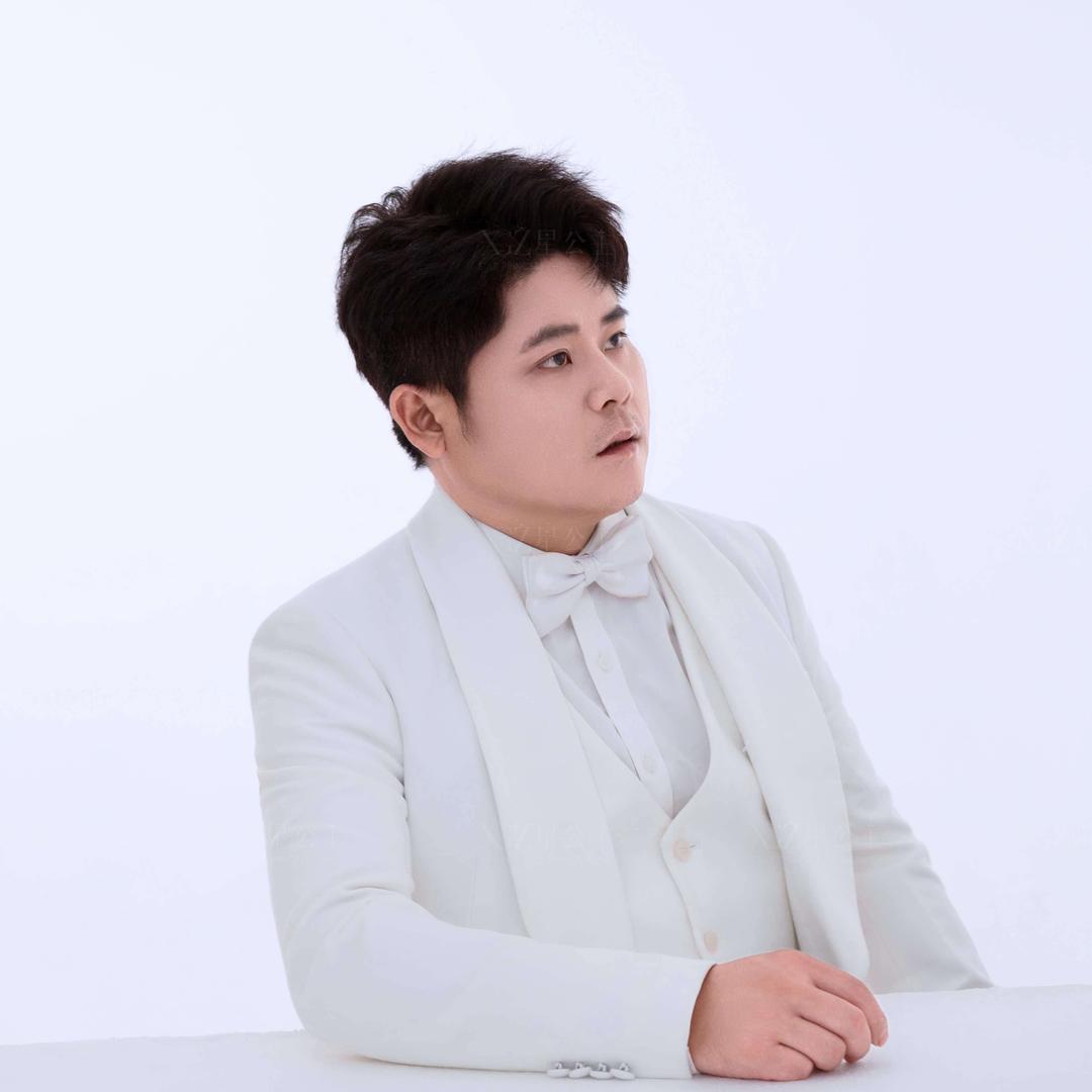 长沙减龄发型设计～阿彬