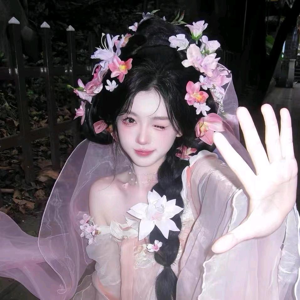 小乔汉服旅拍馆官方号