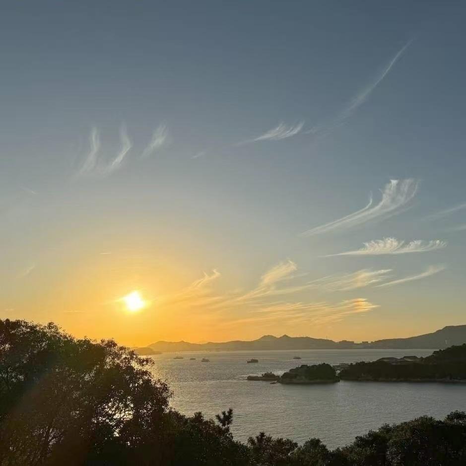 松间踏月.泽兴源