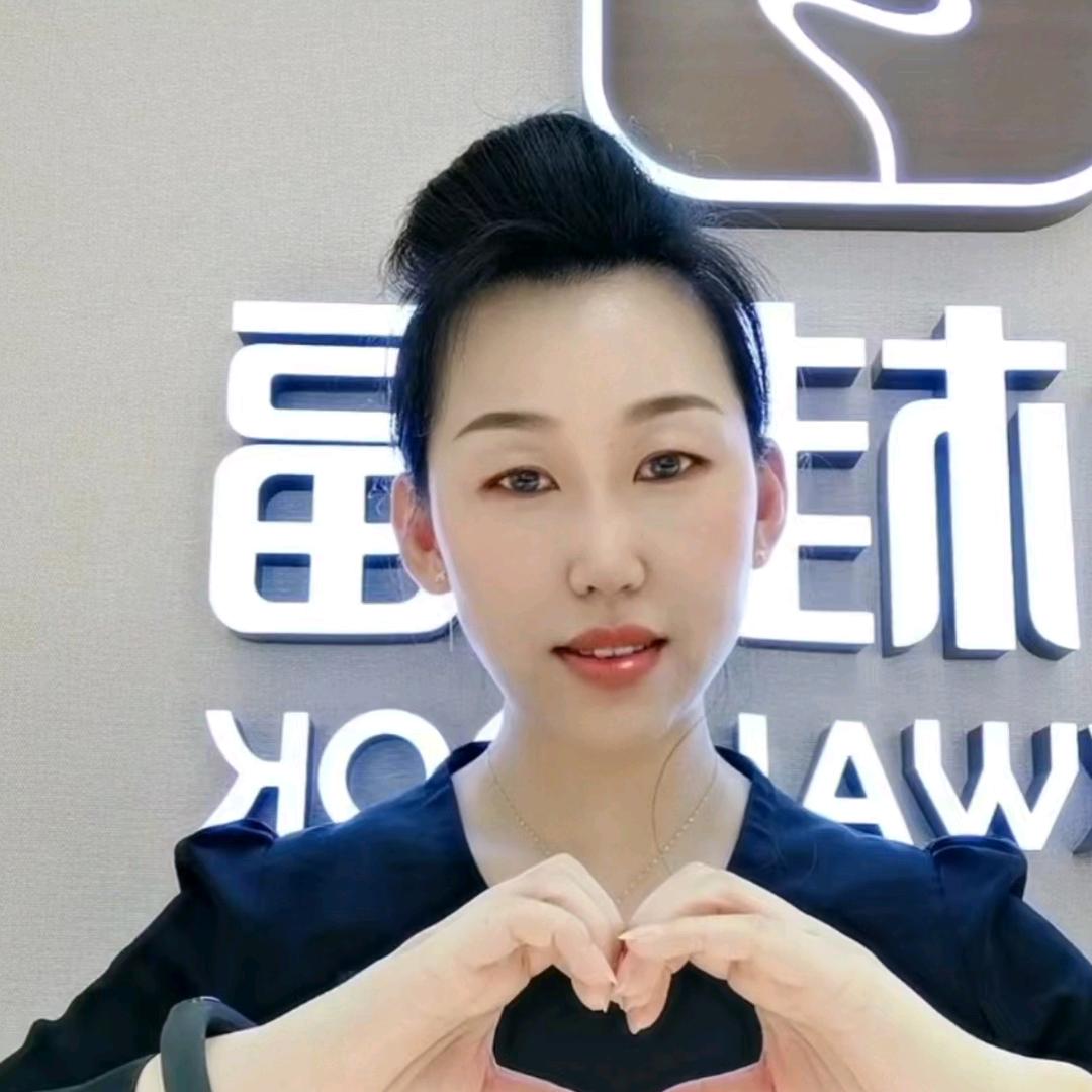 六桂福珠宝邢春艳