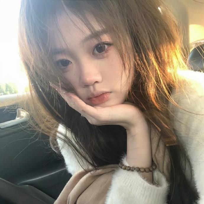 华籍1美人