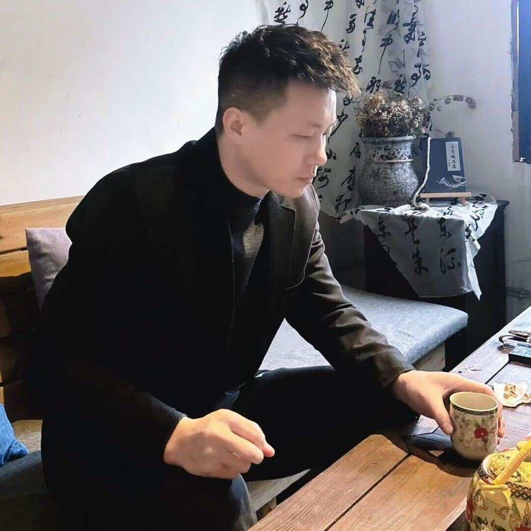 小丑鱼不爱游泳
