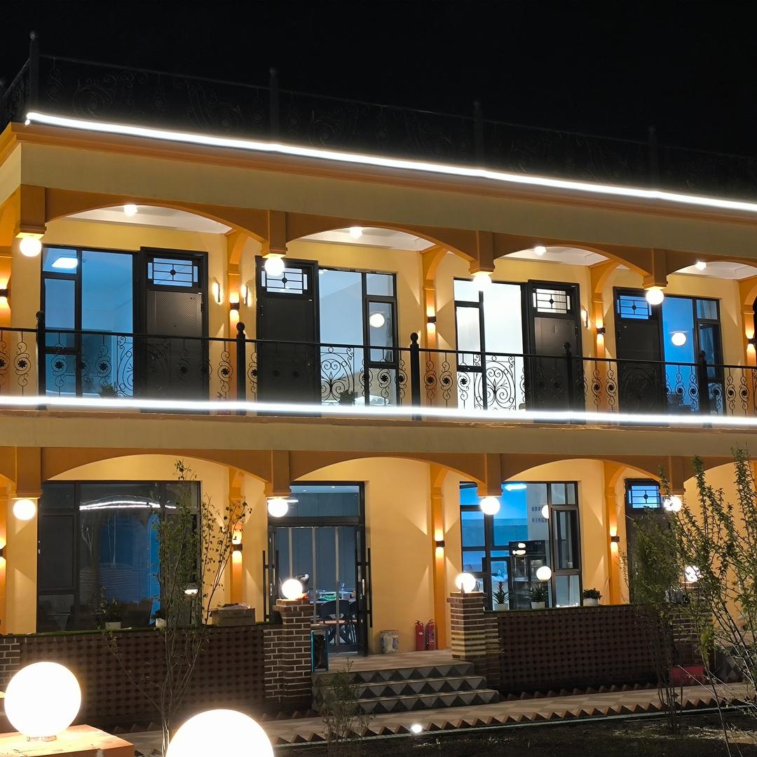 燕泥轩·昭苏店