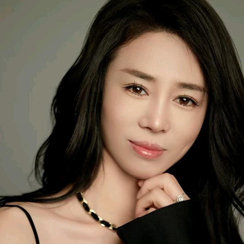 纤钰姿炫颜美容会所官方号