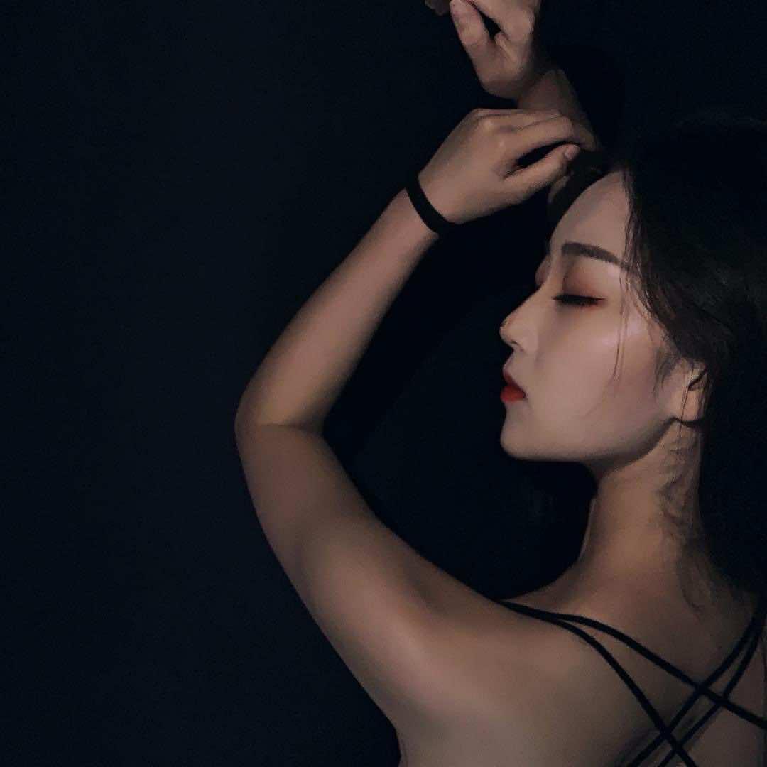 源杰空中舞蹈楠楠