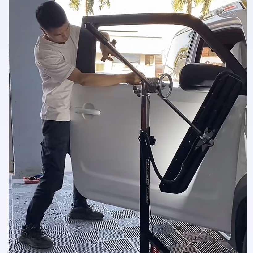 罗定爱车邦汽车凹陷修复