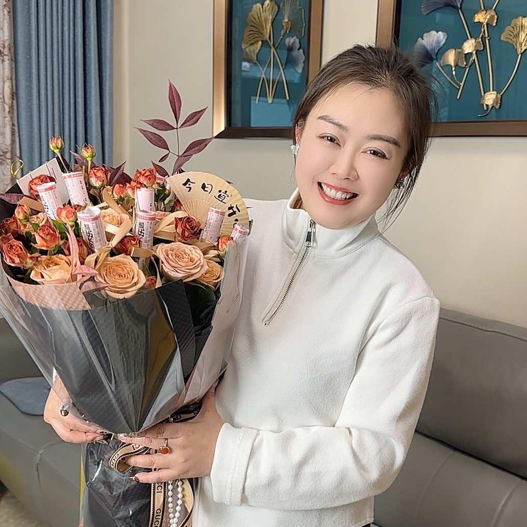 （大脸云）灶连灶秘制地锅柴鸡