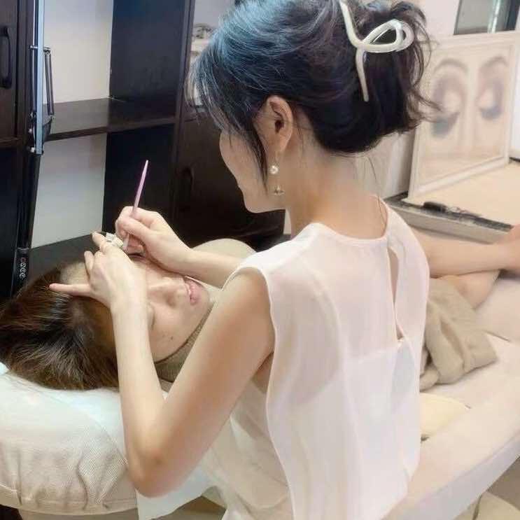 花花_眉型设计