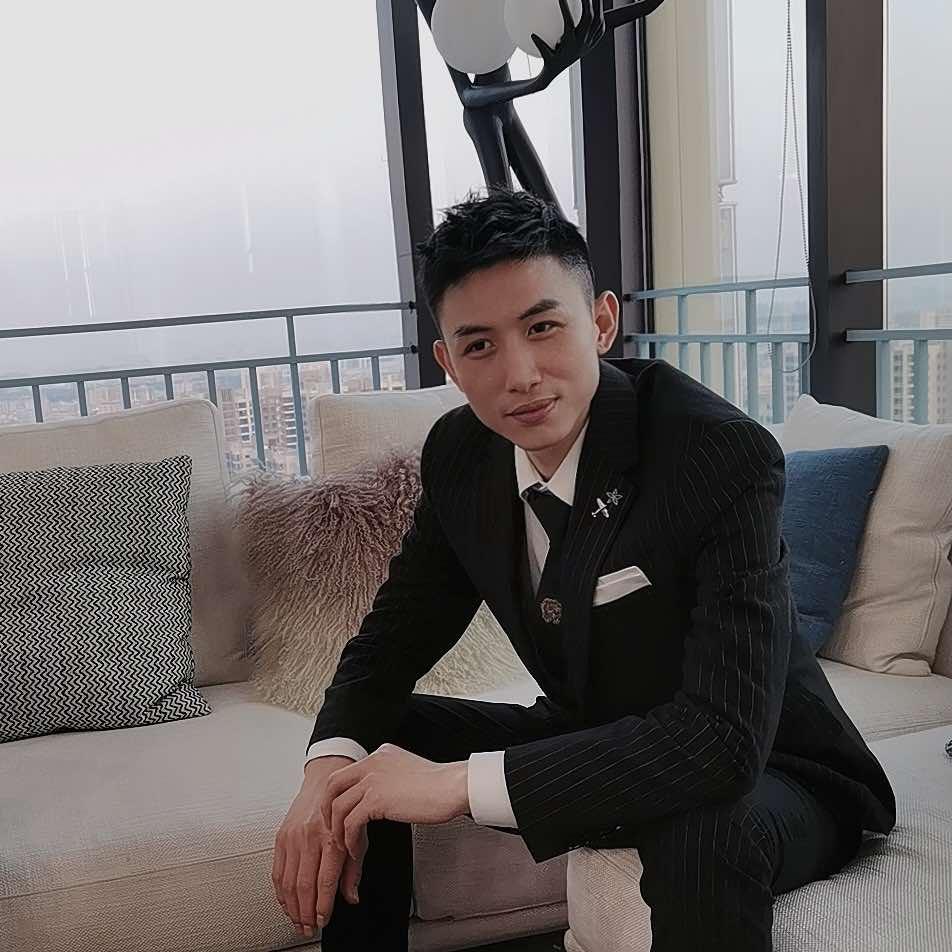 张国潮男士负责人-欧文