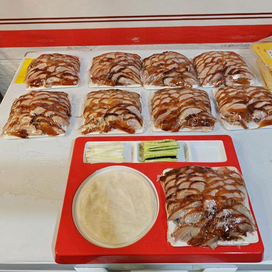 四季红果木烤鸭黎城店