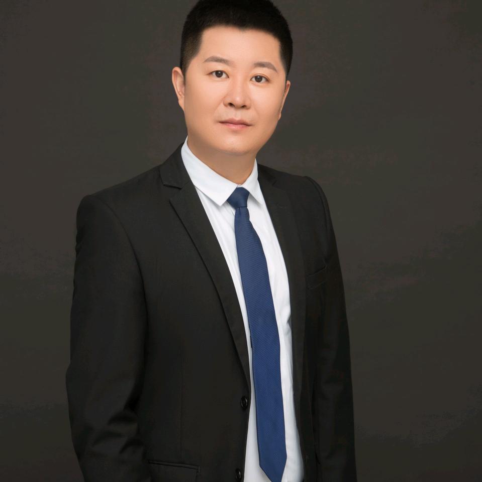 在通辽做铁锅炖的于二胖