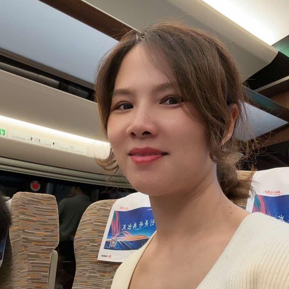 六朝时代蛋糕群姐官方号