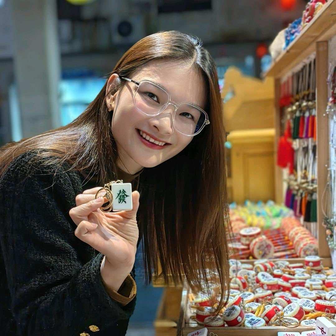 云岩小丸子  谢记大树烤肉