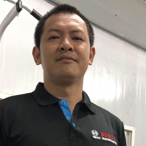 南宁阿喷哥车溢通专注德系车大整备大保养