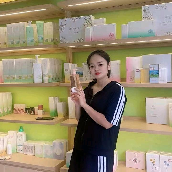 轻素栖花里美容店(团风店)