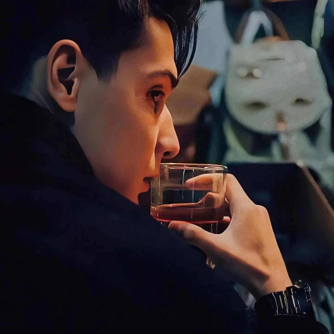 ᭄ℳ๓笑敬过往°: ᭄ℳ๓′