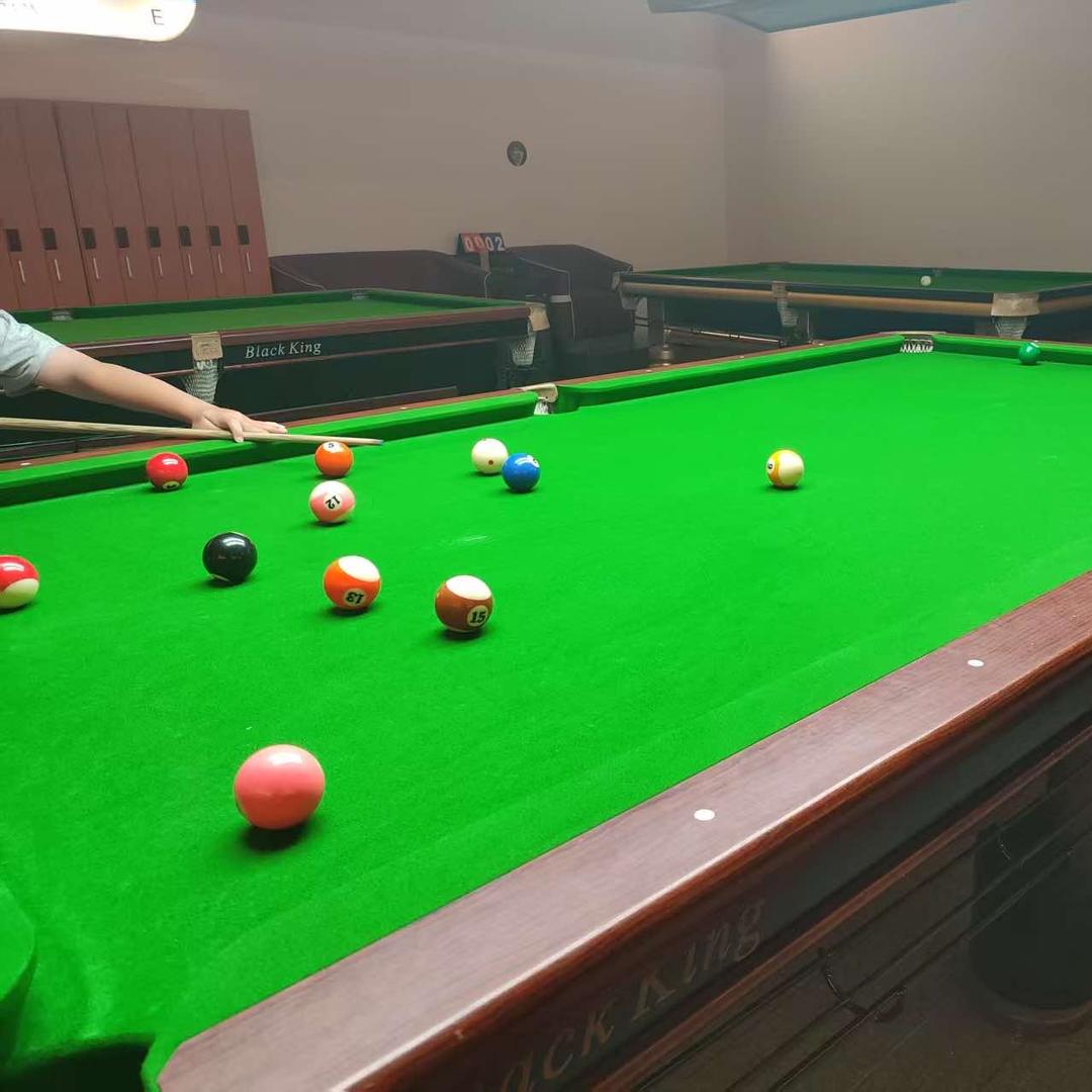 乔冬冬台球俱乐部