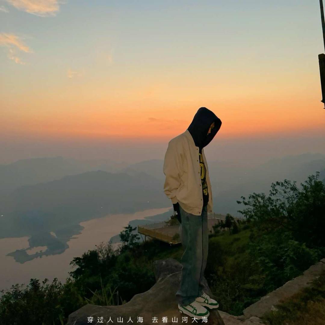 烧烤界的显眼包