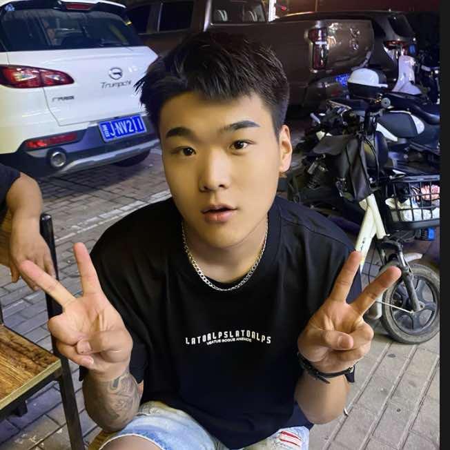 孝义市AM艾美形象设计益飞