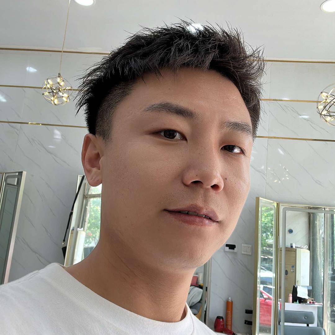 潮牌色彩接发官方号