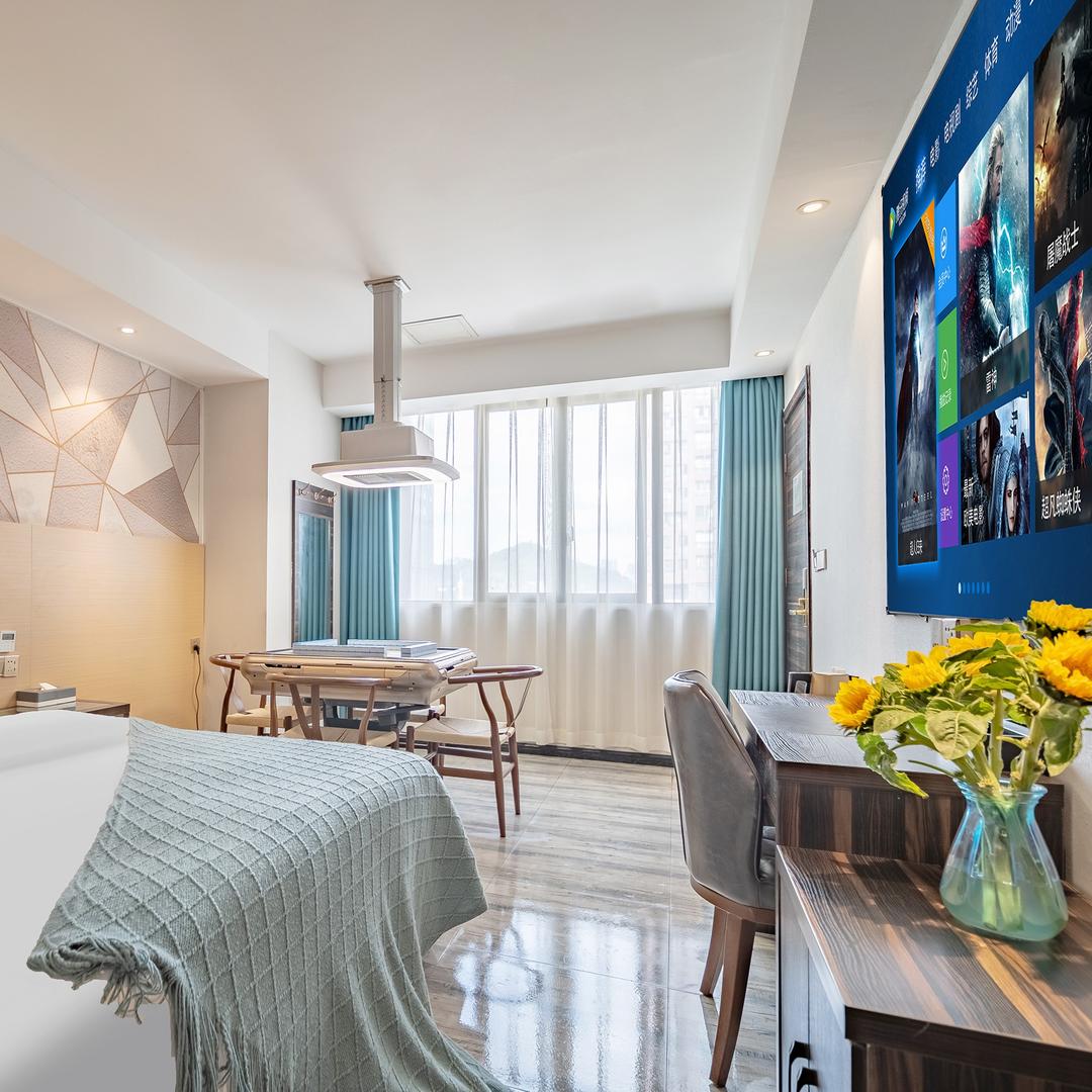 M·曼迪佳·观影酒店