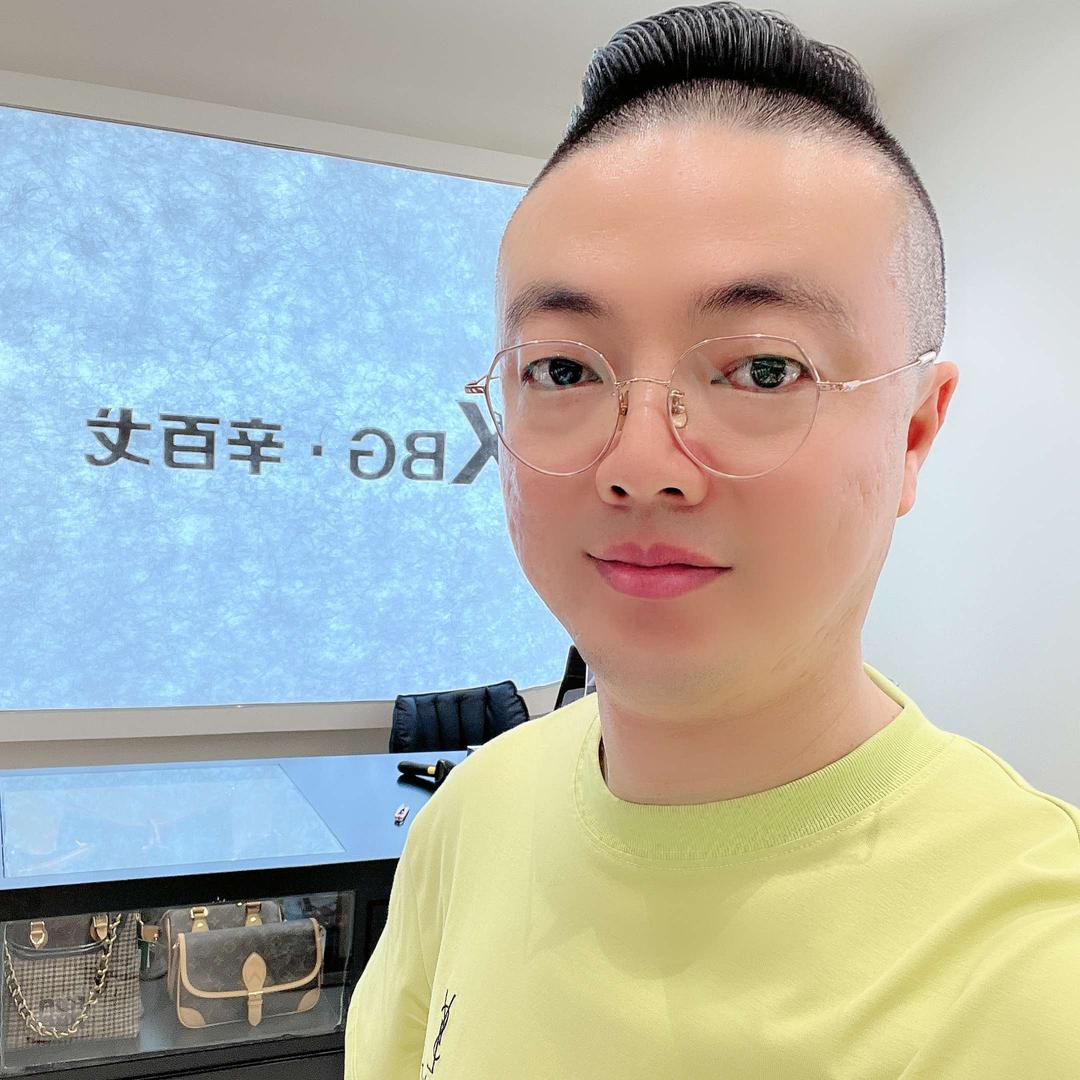 海门卖衣服的老李