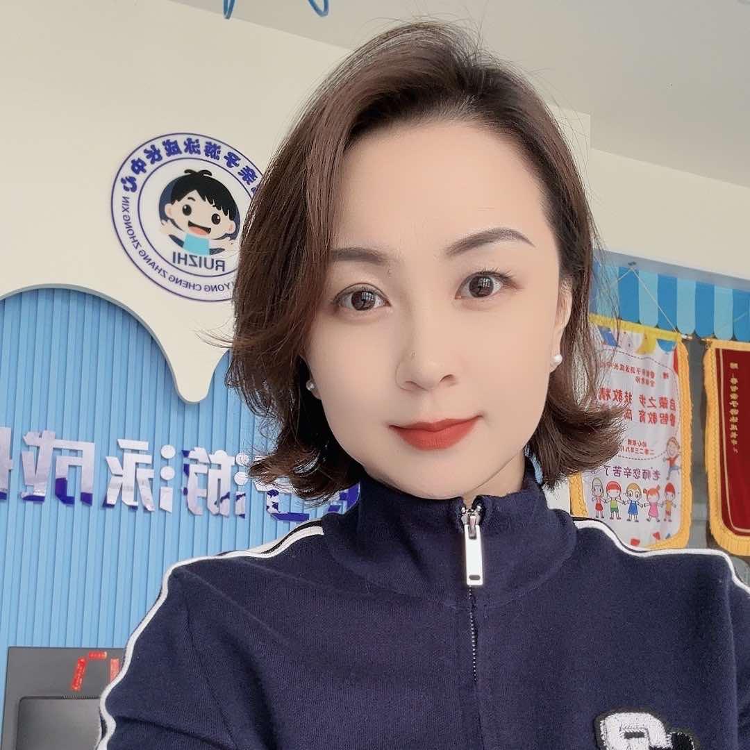 镇赉睿智亲子游泳馆