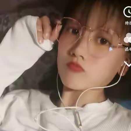 小啊晶