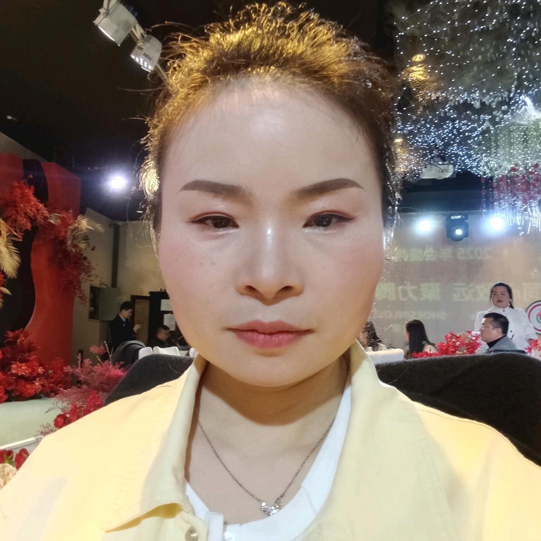 吉安吉水国光鞋恋家·丽娟