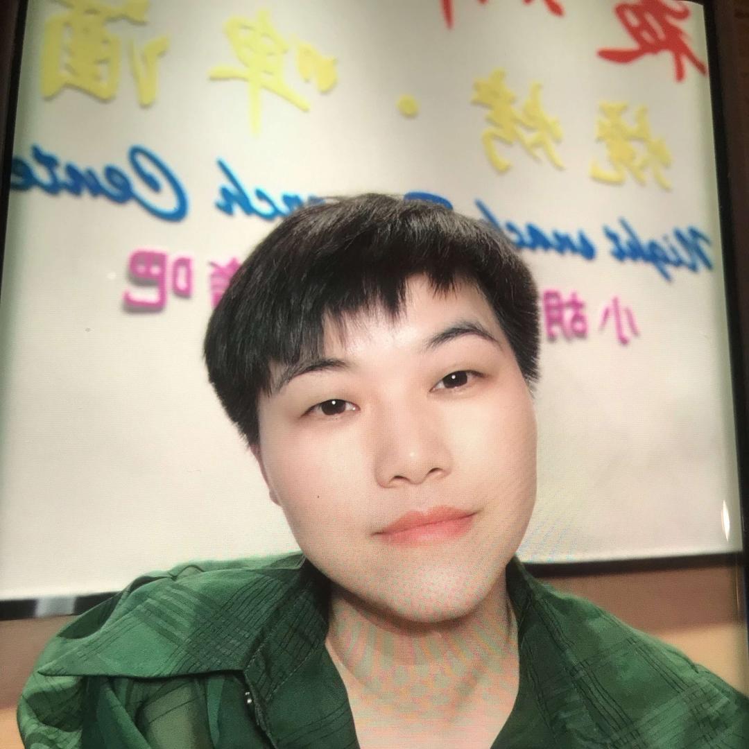 小胡子音乐烤吧花姐