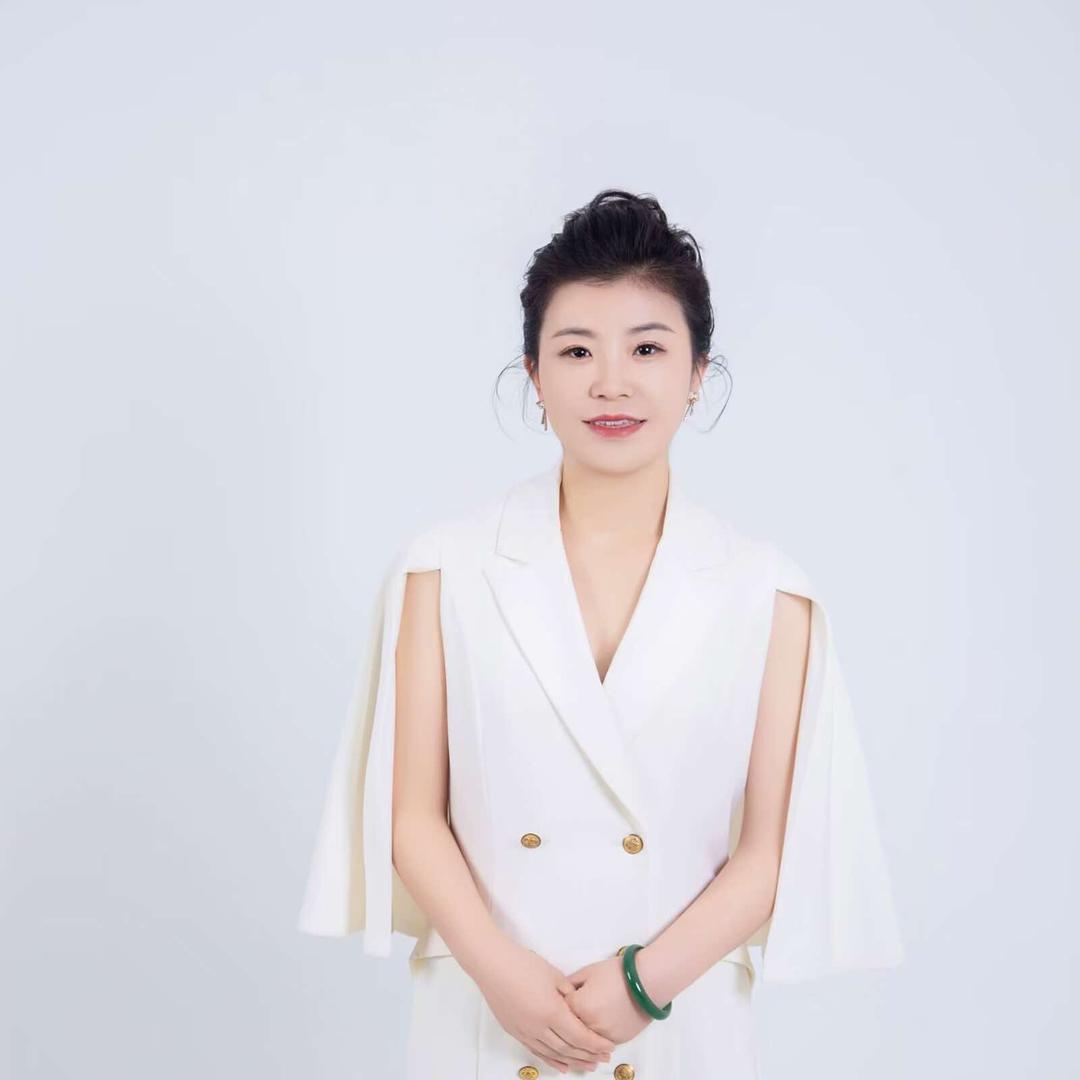 佰草慕艾格美容