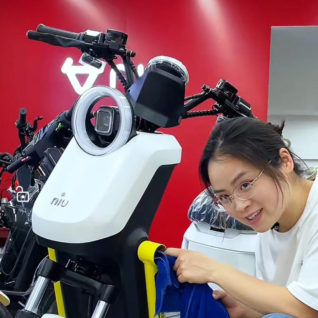 小牛电动(成都新光路店)