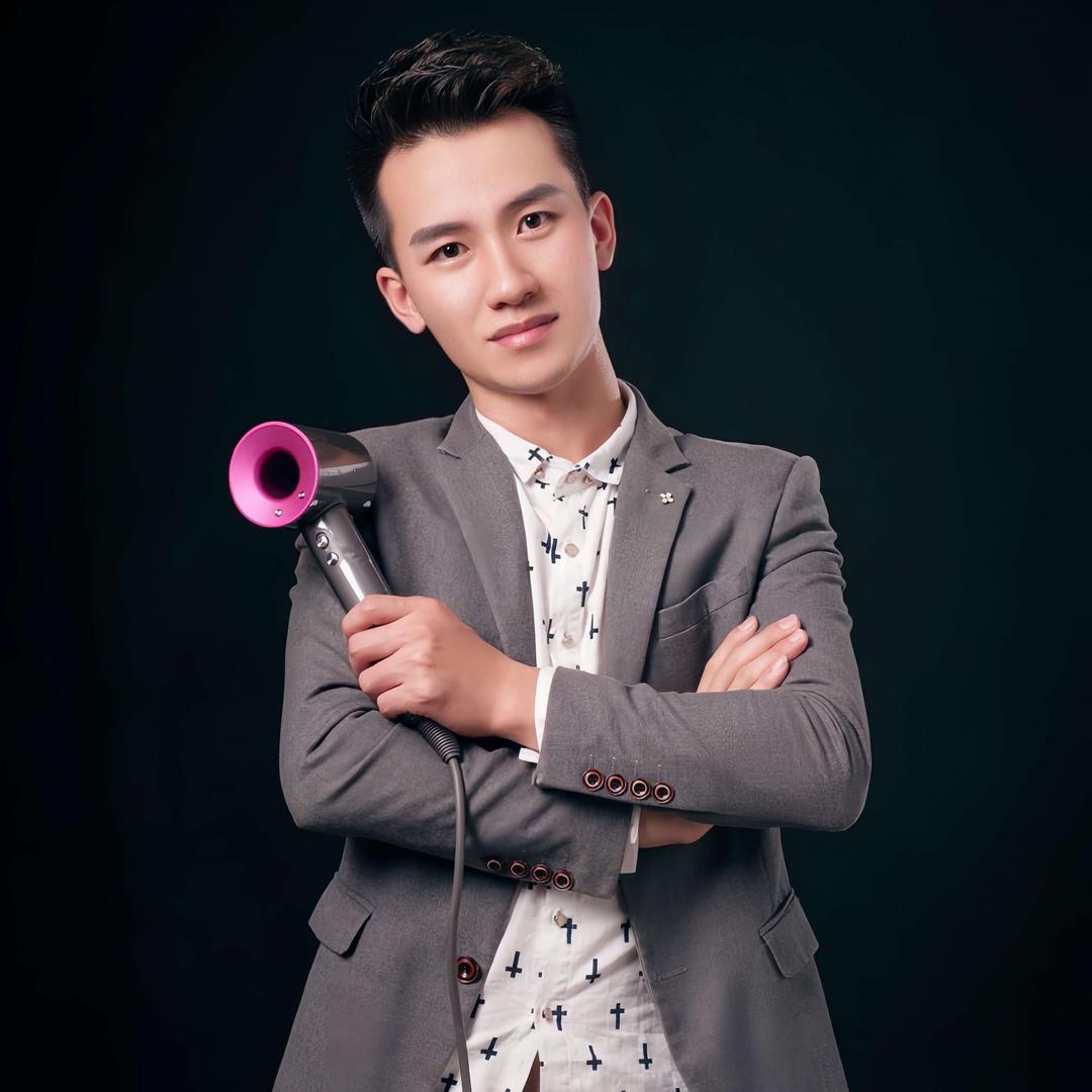 色彩屋发型设计形象工作室官方号