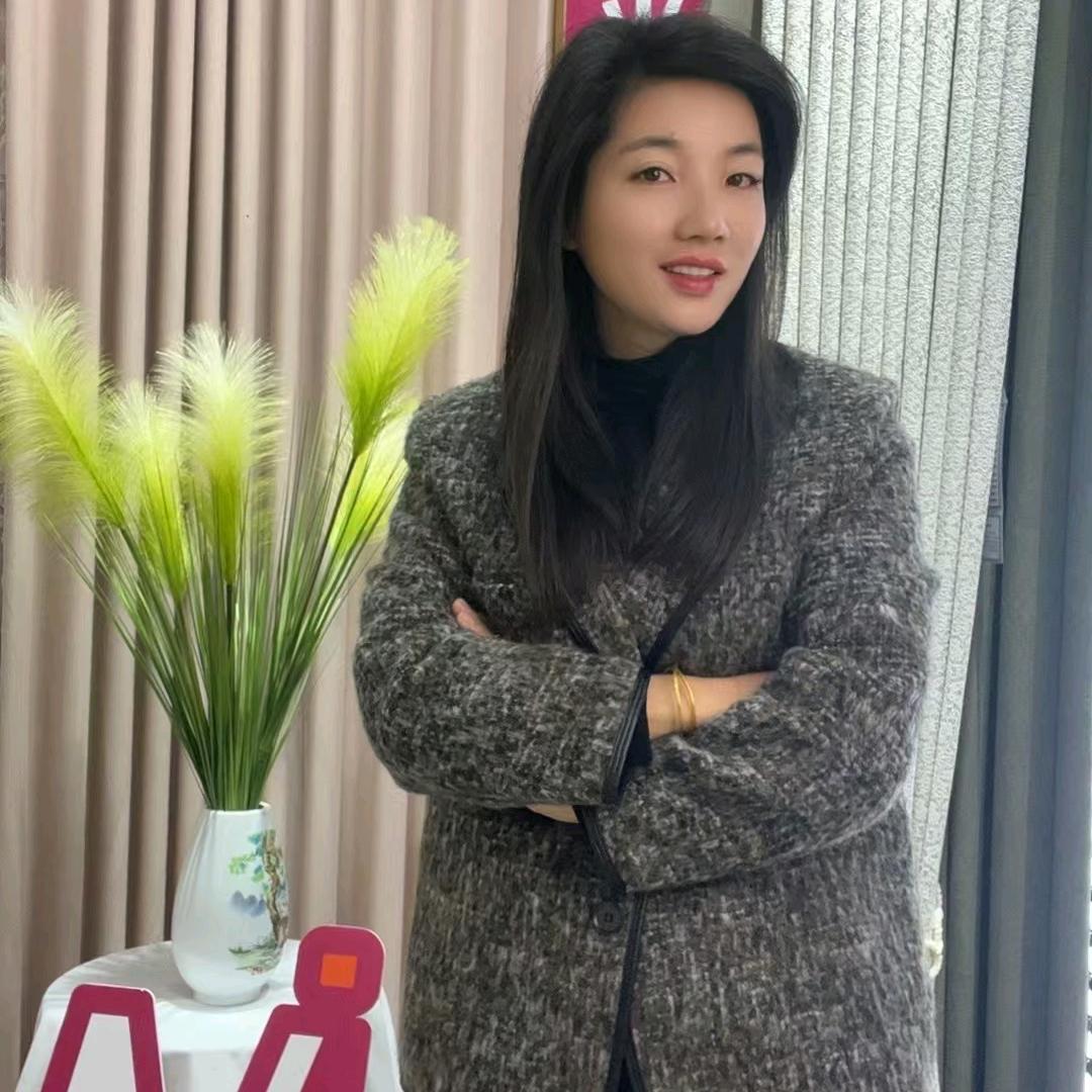 乐平聚美空间工厂店-英姐