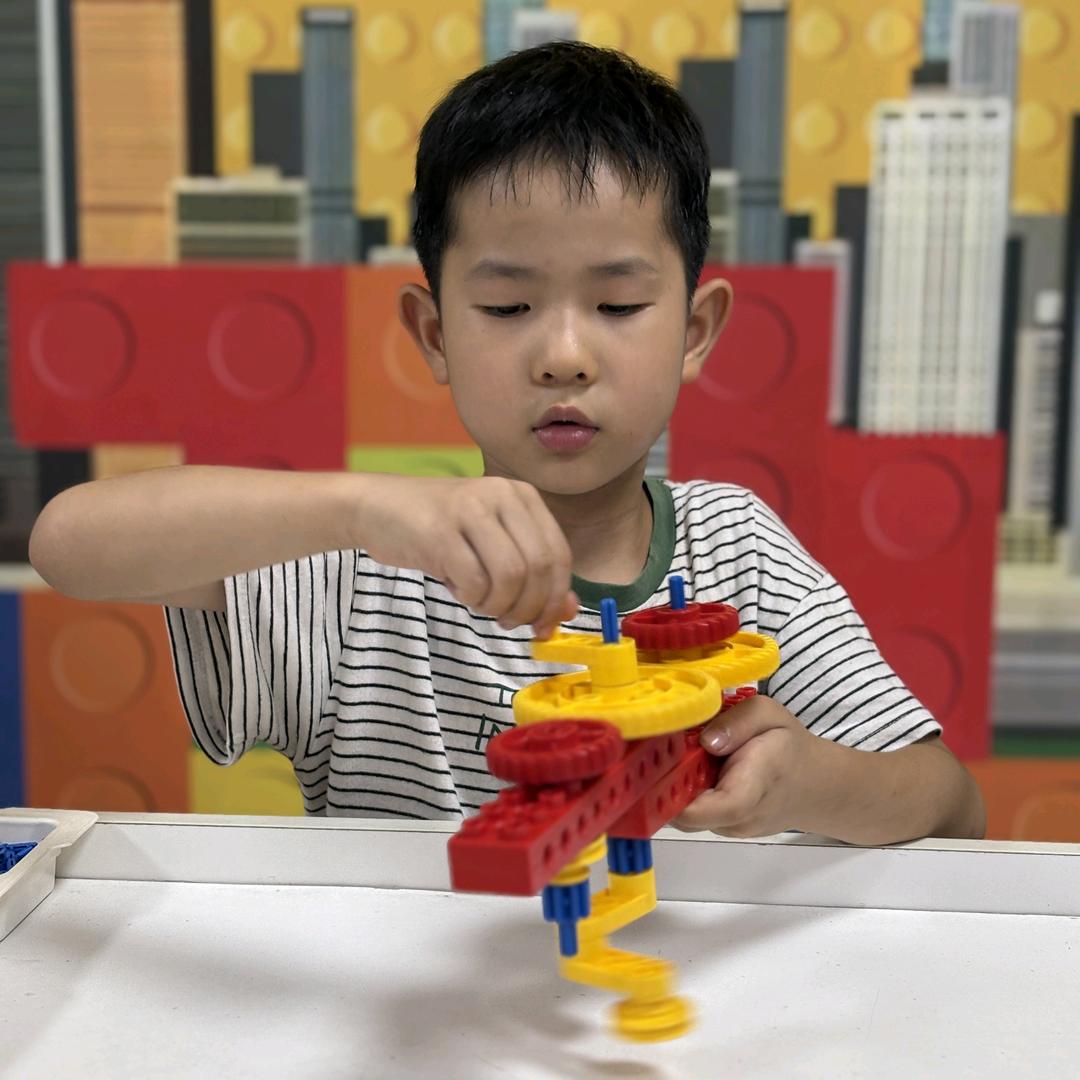 乐益达科技机器人编程中心官方号