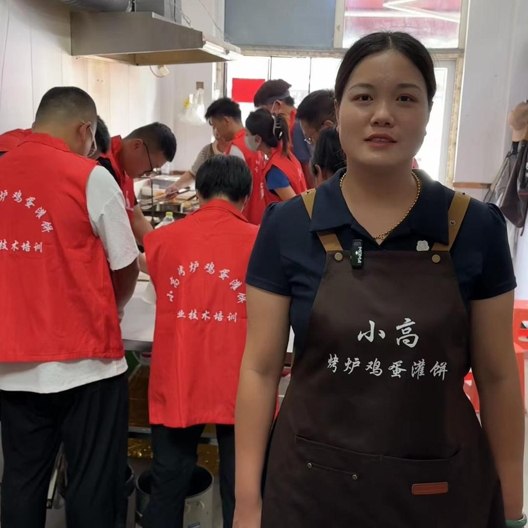 小高烤炉鸡蛋灌饼