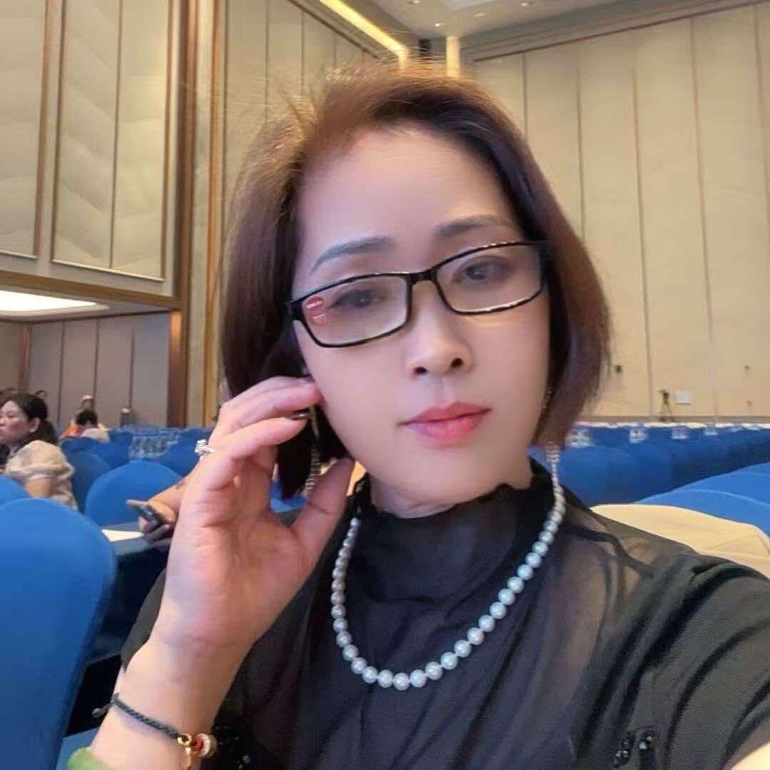 张芳